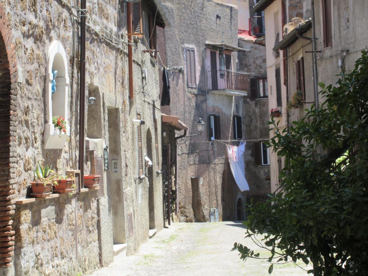 Radici Etrusche Sutri Hotel Luaran gambar