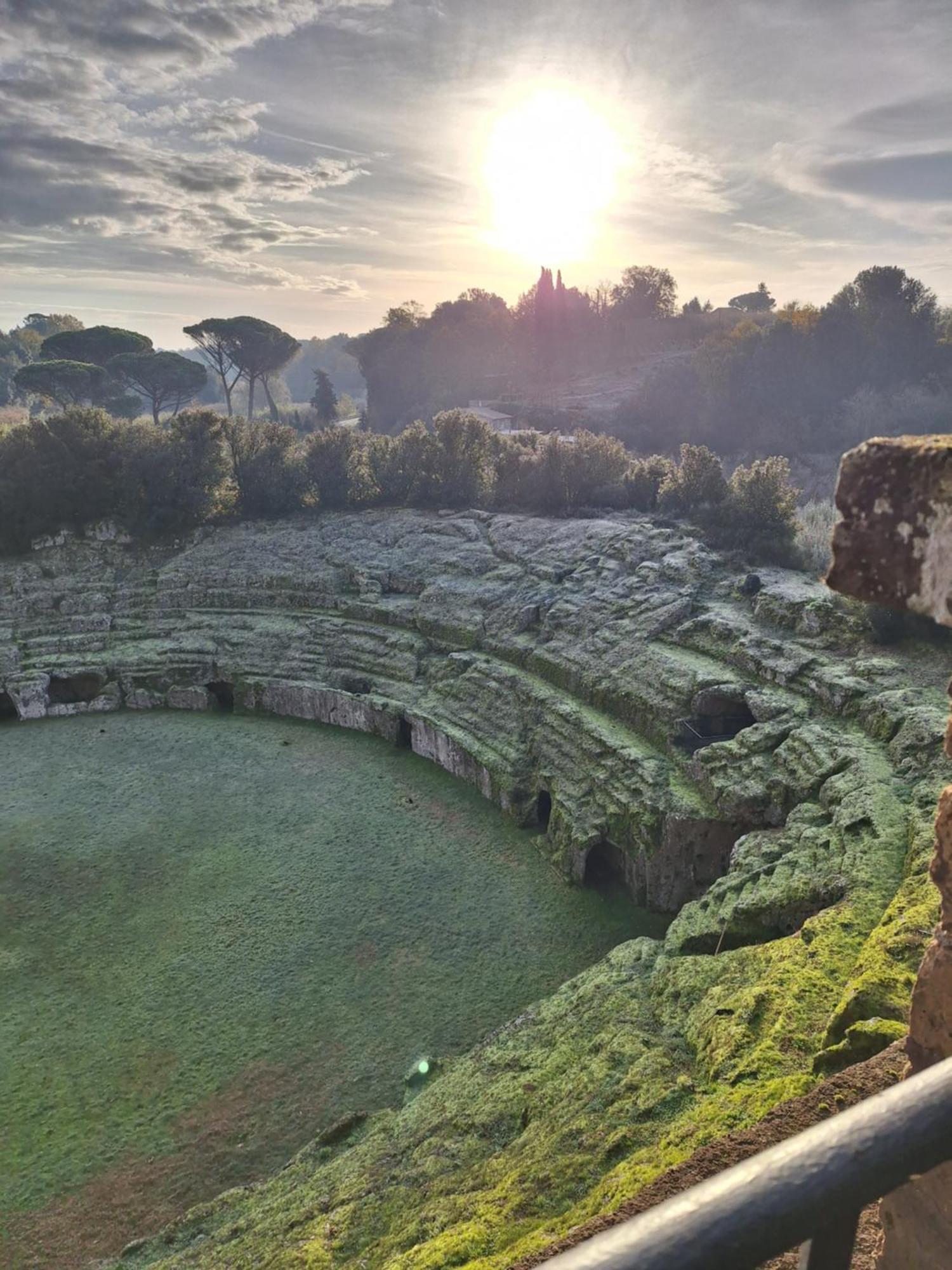 Radici Etrusche Sutri Hotel Luaran gambar