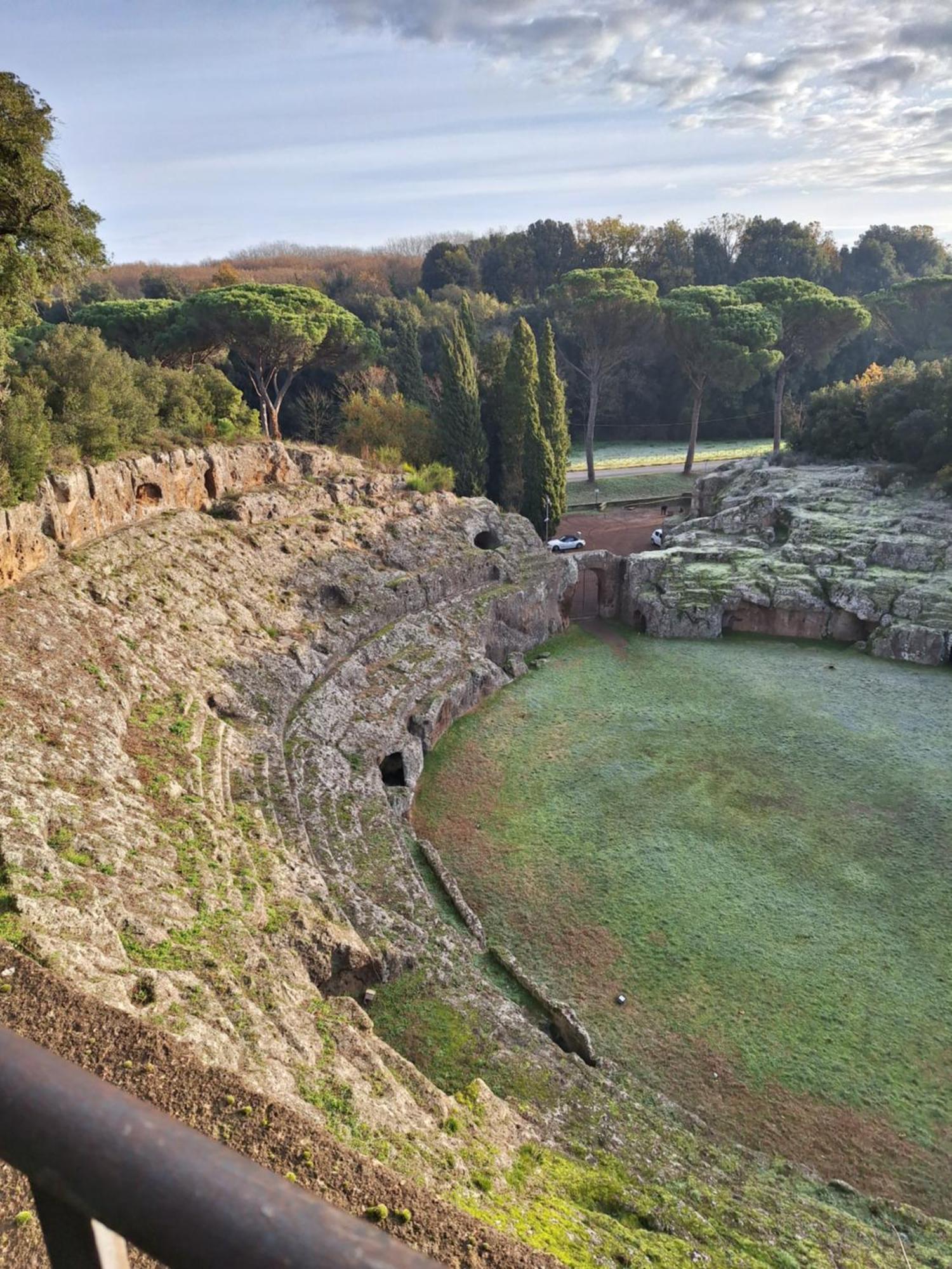 Radici Etrusche Sutri Hotel Luaran gambar